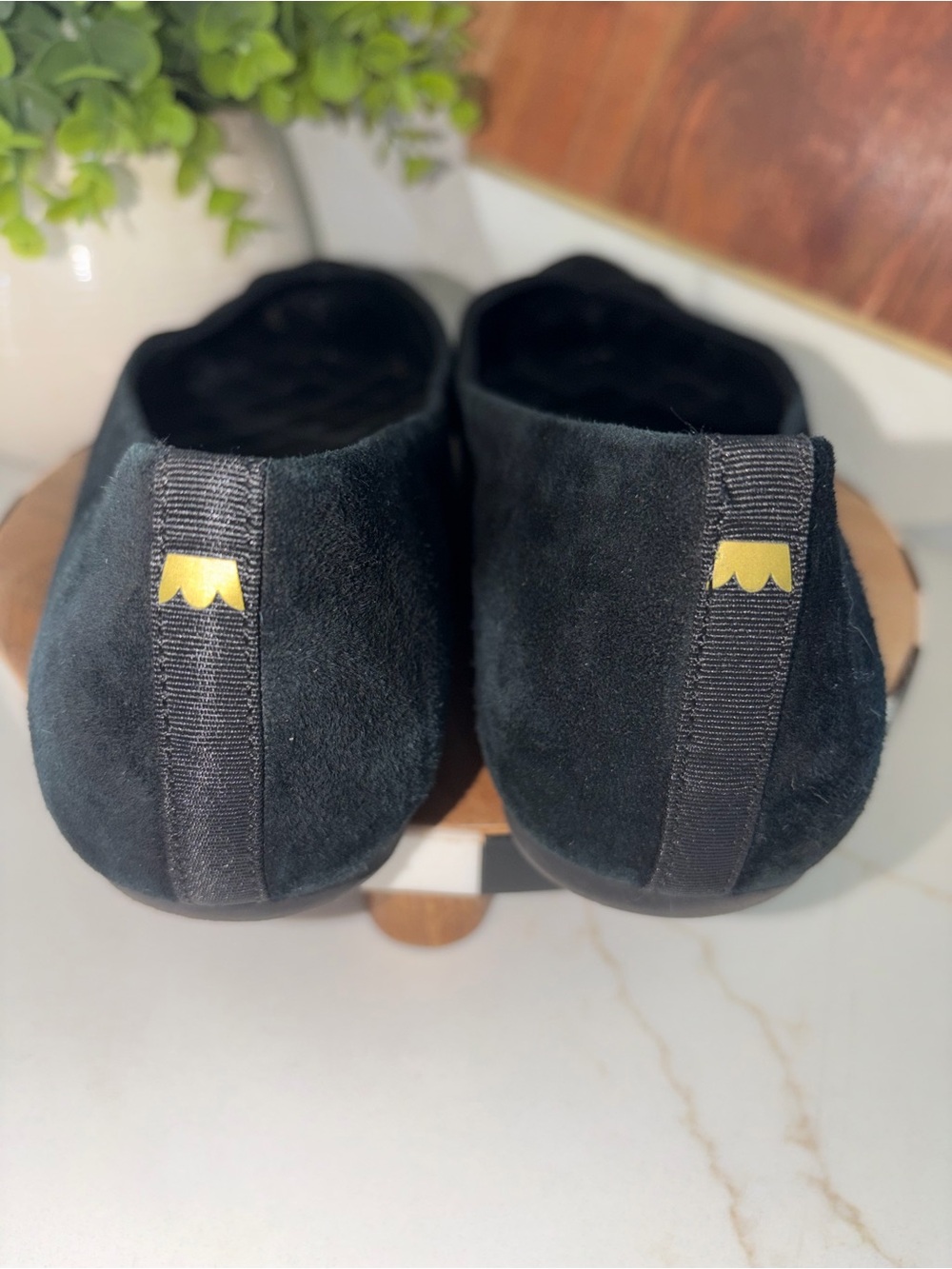 Birdies The Goldfinch Suede Black Flat Shoes Womens Size 9 - Picture 4 of 8